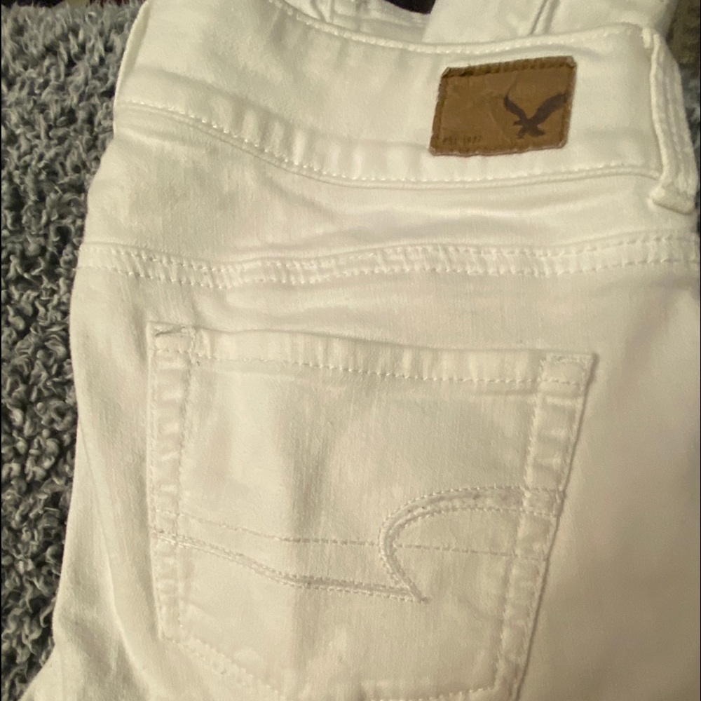 Women’s White American eagle jeans